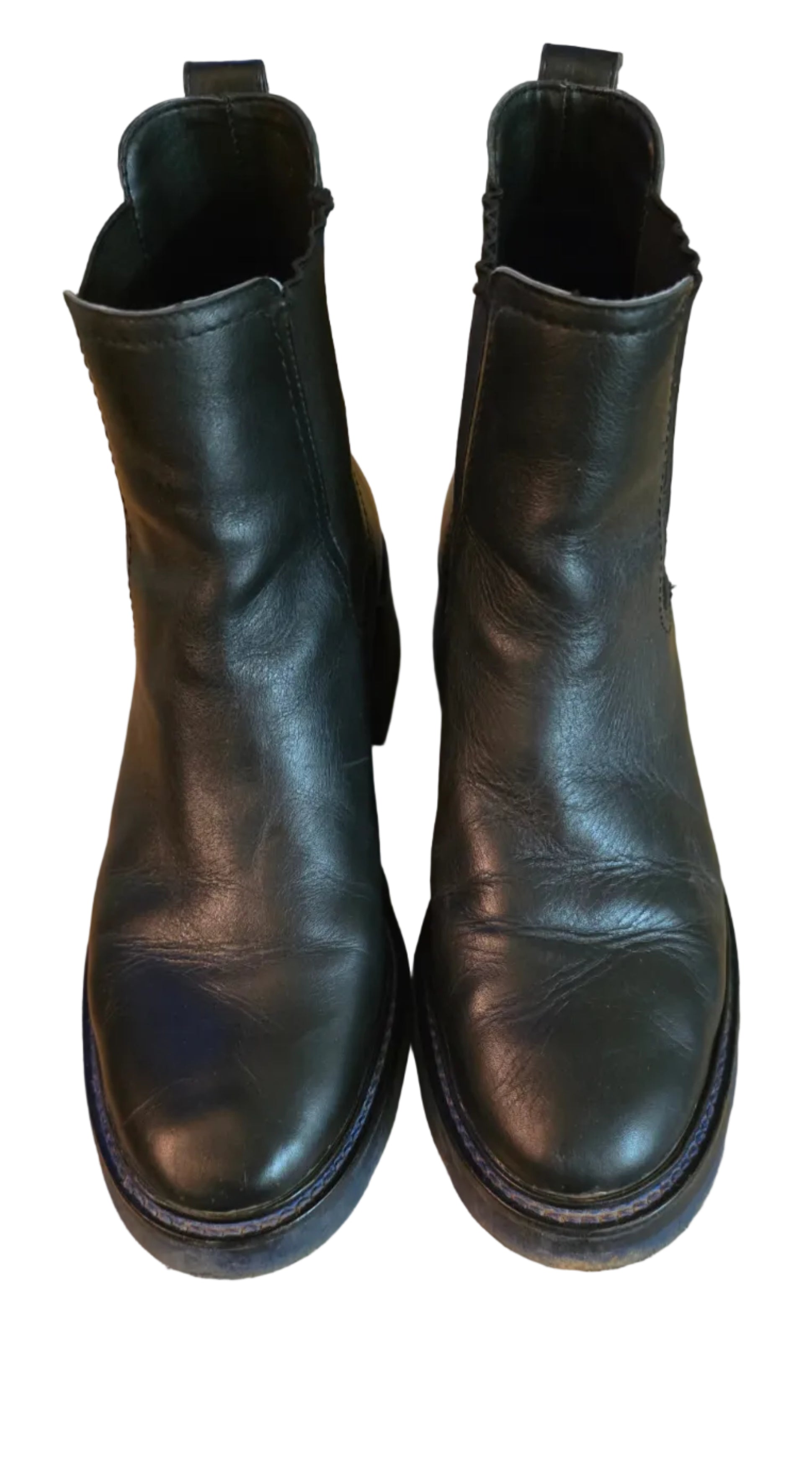 Gianni Bini “GB” Black Leather Chelsea Boots — Women’s 9