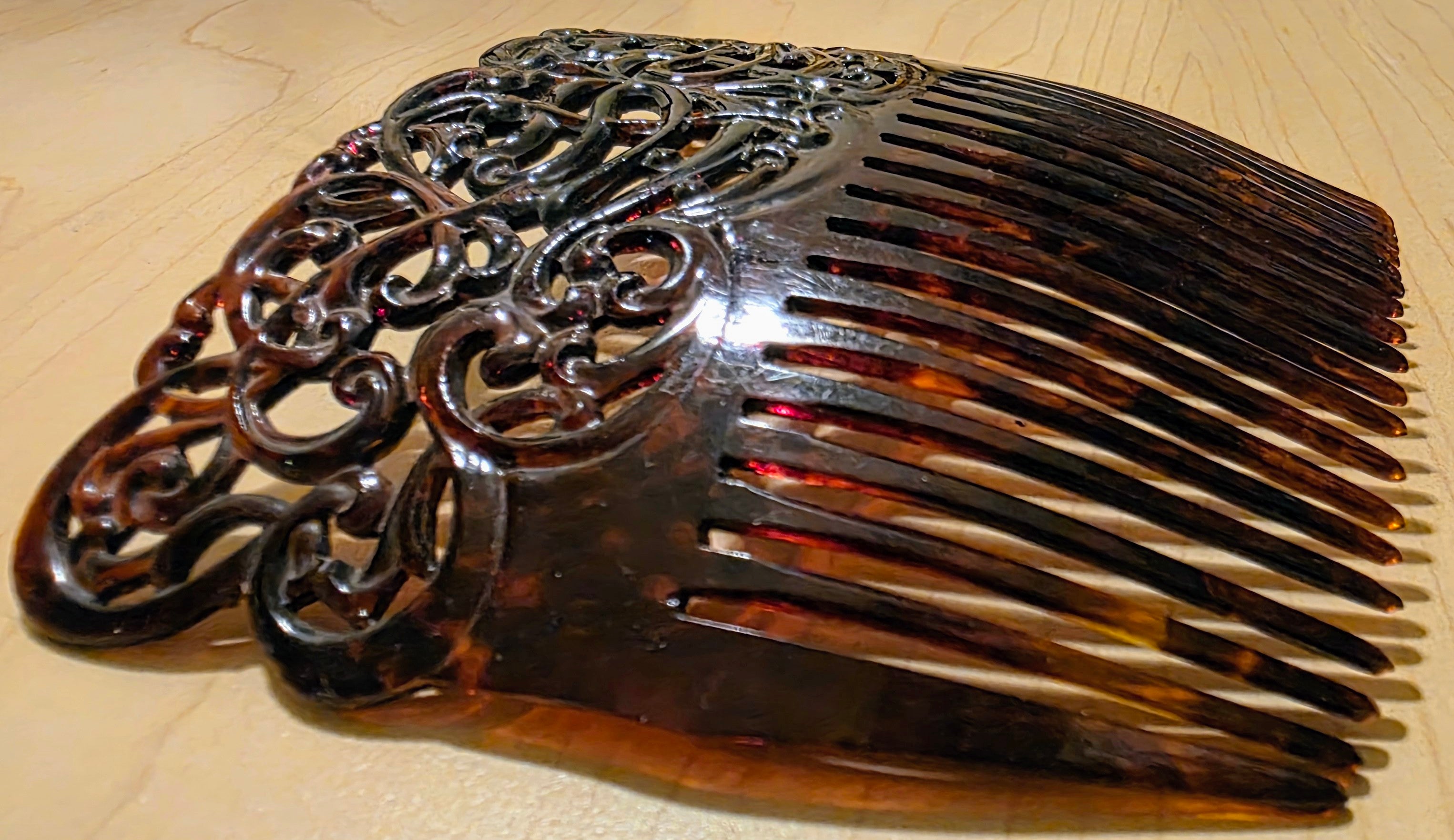 Vintage Faux Tortoiseshell Hair Comb – Ornate Pierced Back Comb, Art Deco Style
