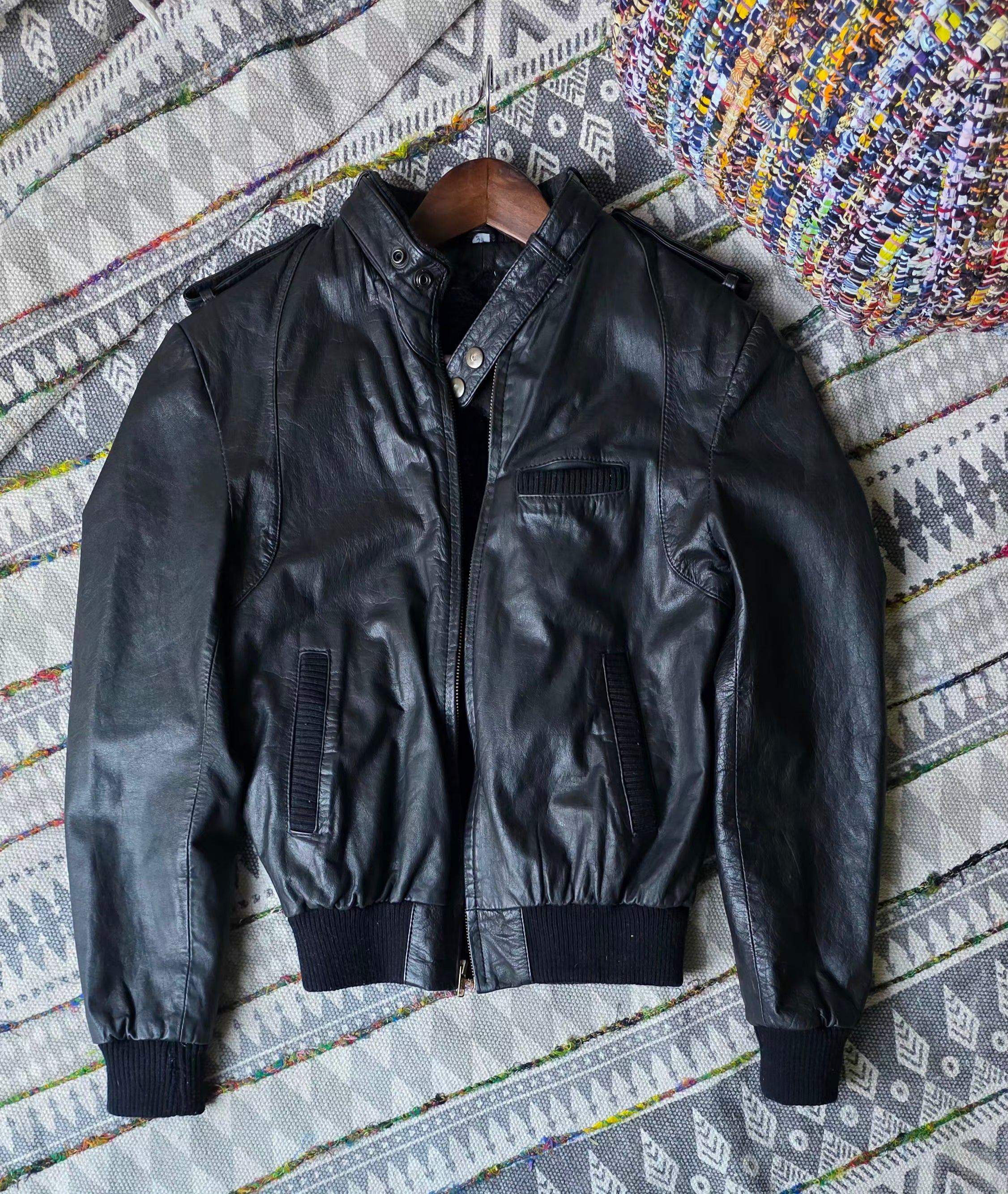 Vintage Black Leather Bomber Jacket – Shearling Lined – Size 36