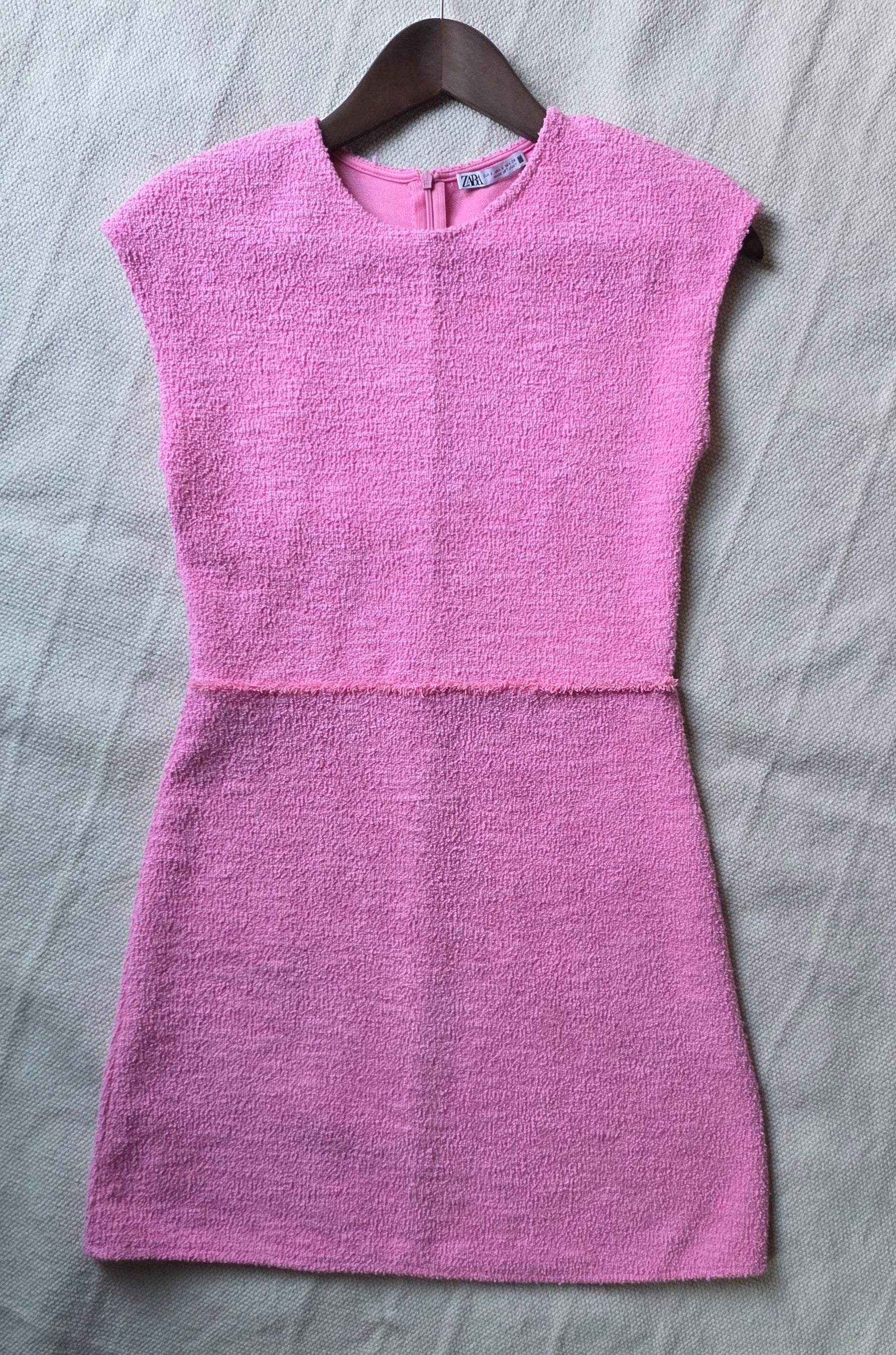 ZARA Pink Bouclé Mini Dress – Sleeveless Textured Knit – Size S