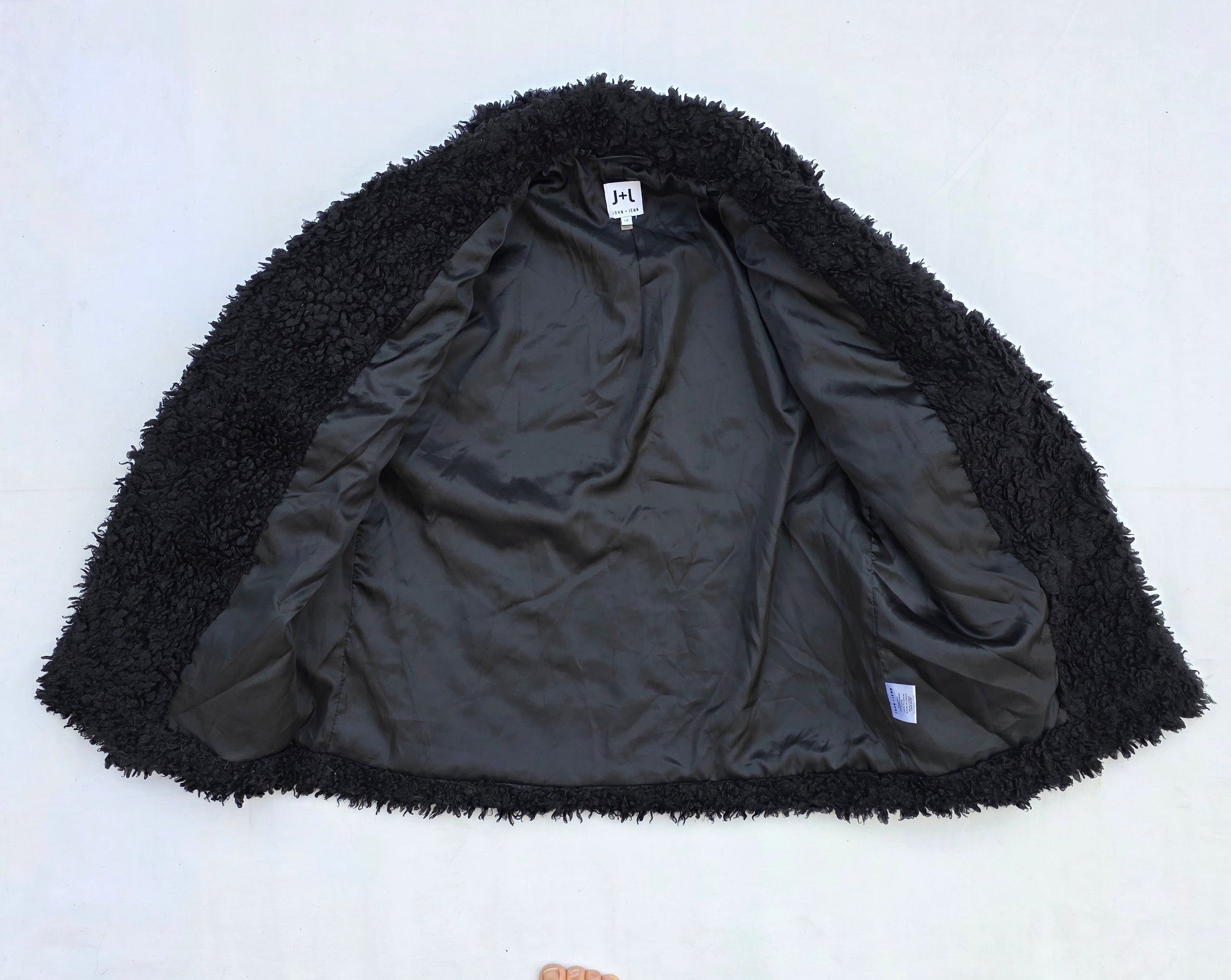 John + Jenn Black Shaggy Faux Fur Jacket – Textured Statement Coat (S)