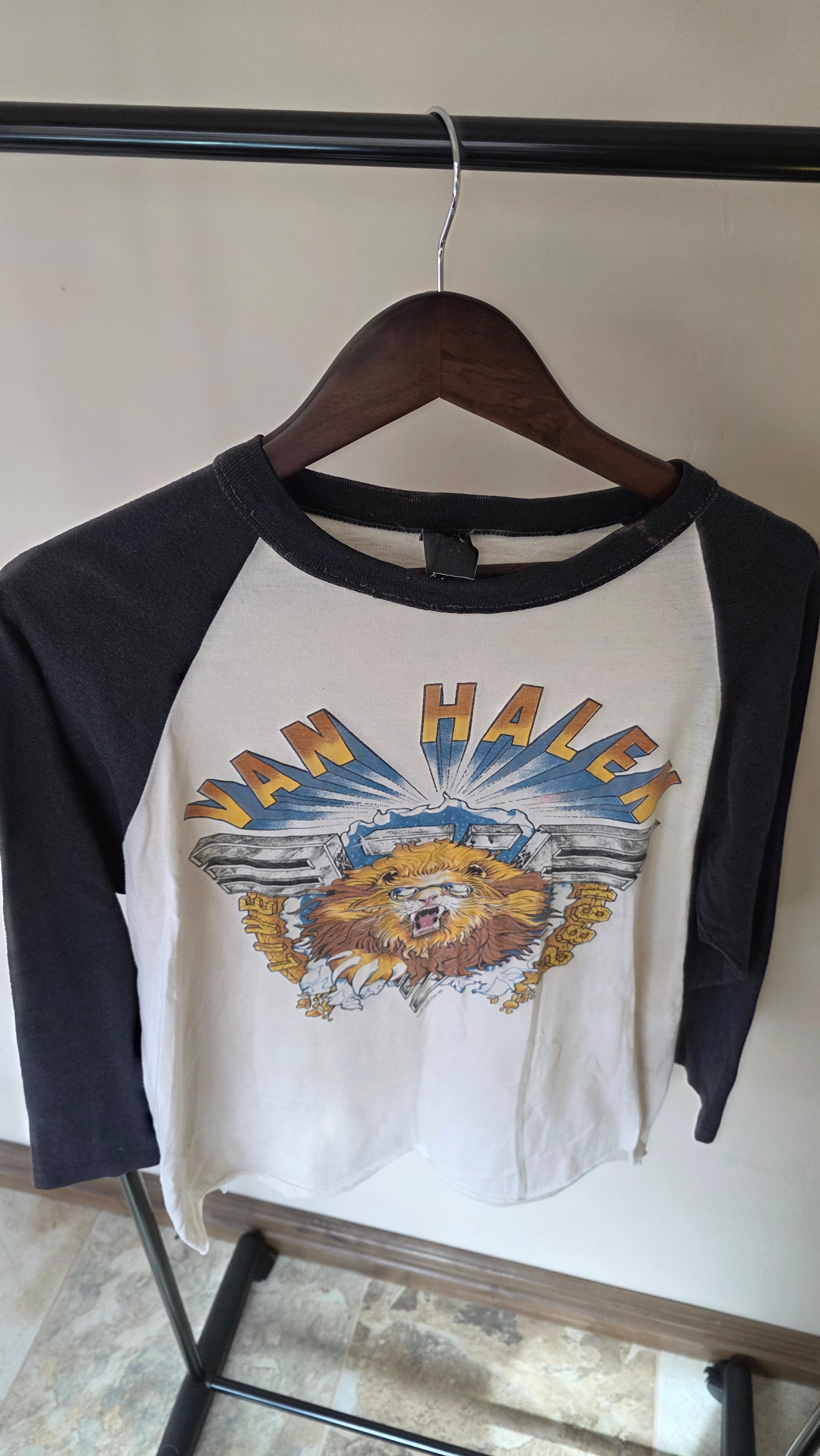 Vintage 1982 Van Halen Raglan Tour Shirt – Diver Down Era – 3/4 Sleeve Rock Tee