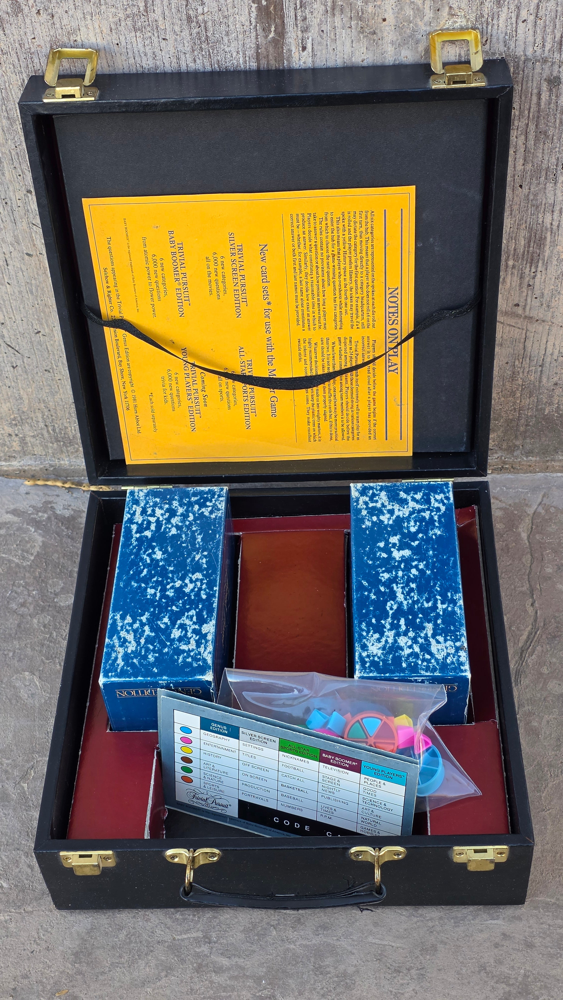 Vintage Trivial Pursuit “Trunk for Trivia” Deluxe Collector Case w/ Multiple Editions