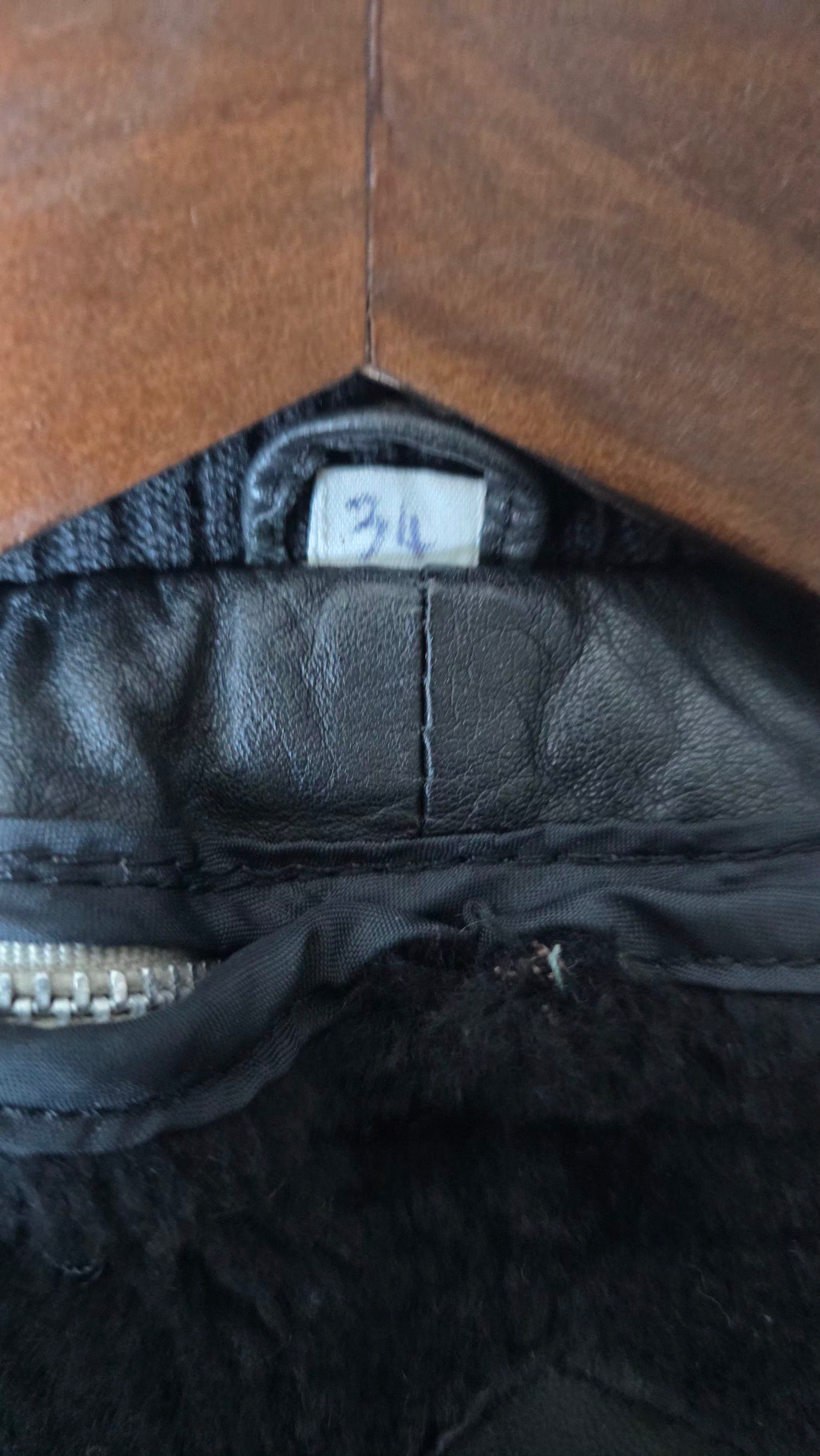 Vintage Black Leather Bomber Jacket – Shearling Lined – Size 36