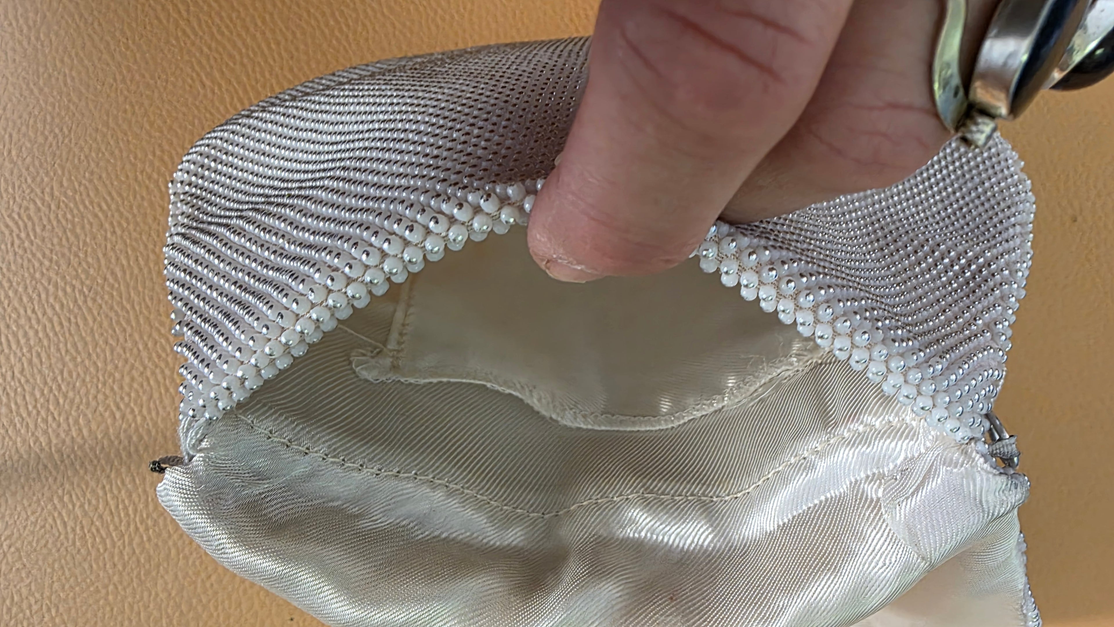 Vintage Pearl Beaded Clutch Purse – 1950s–1960s Evening Bag – Bridal Glam – Old Hollywood Style