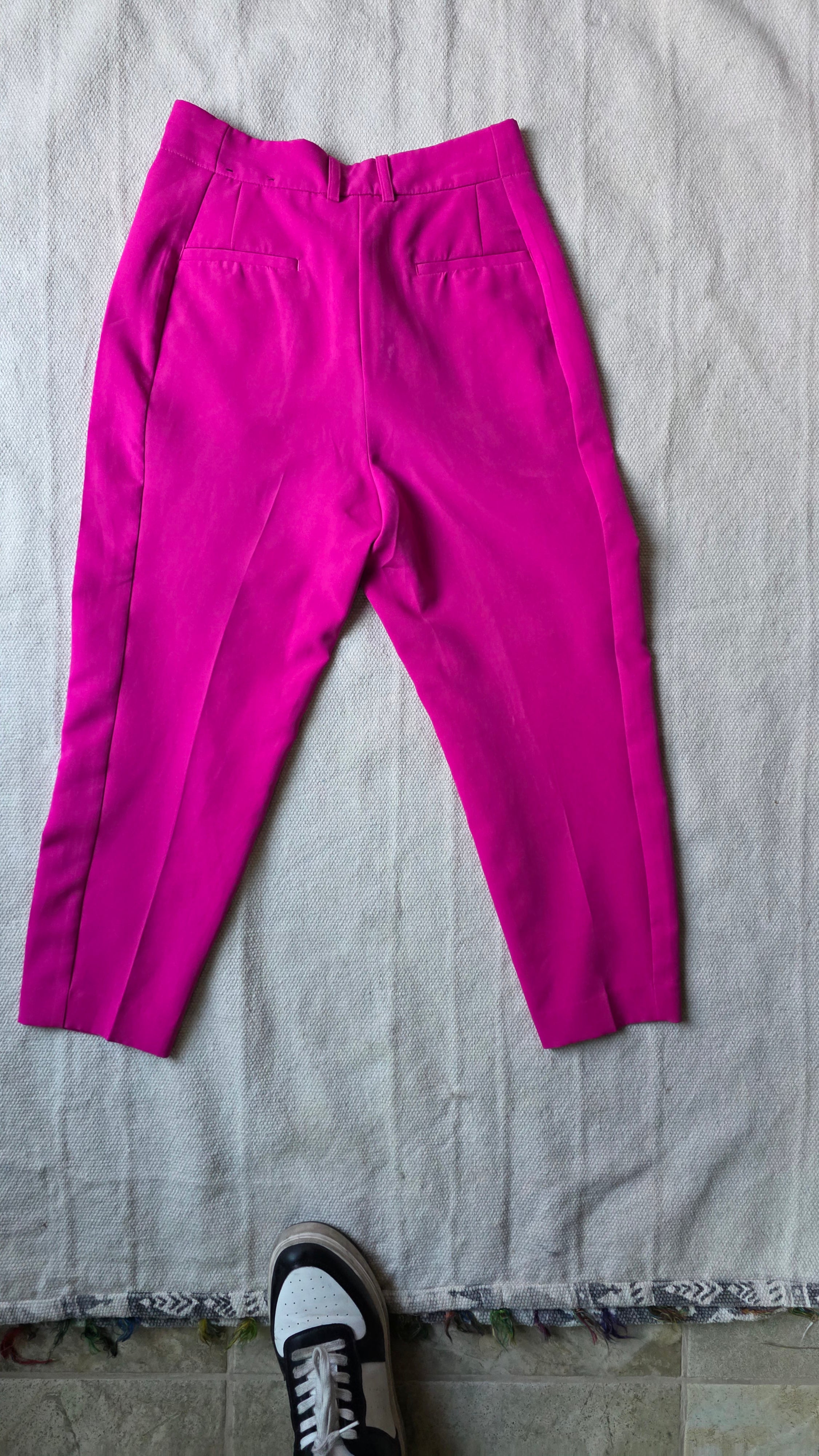 Express Hot Pink Tailored Ankle Pants – Women’s Size 4 Short
